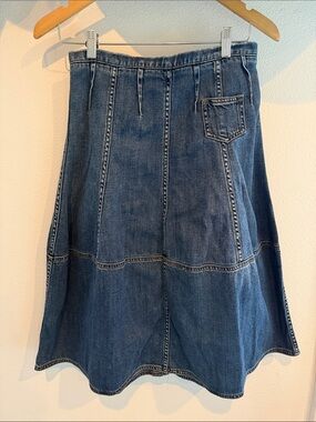Denim Seamed, Fitted, Balloon Skirt Sz 4